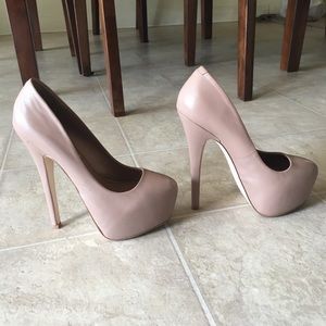 Steve Madden Pumps
